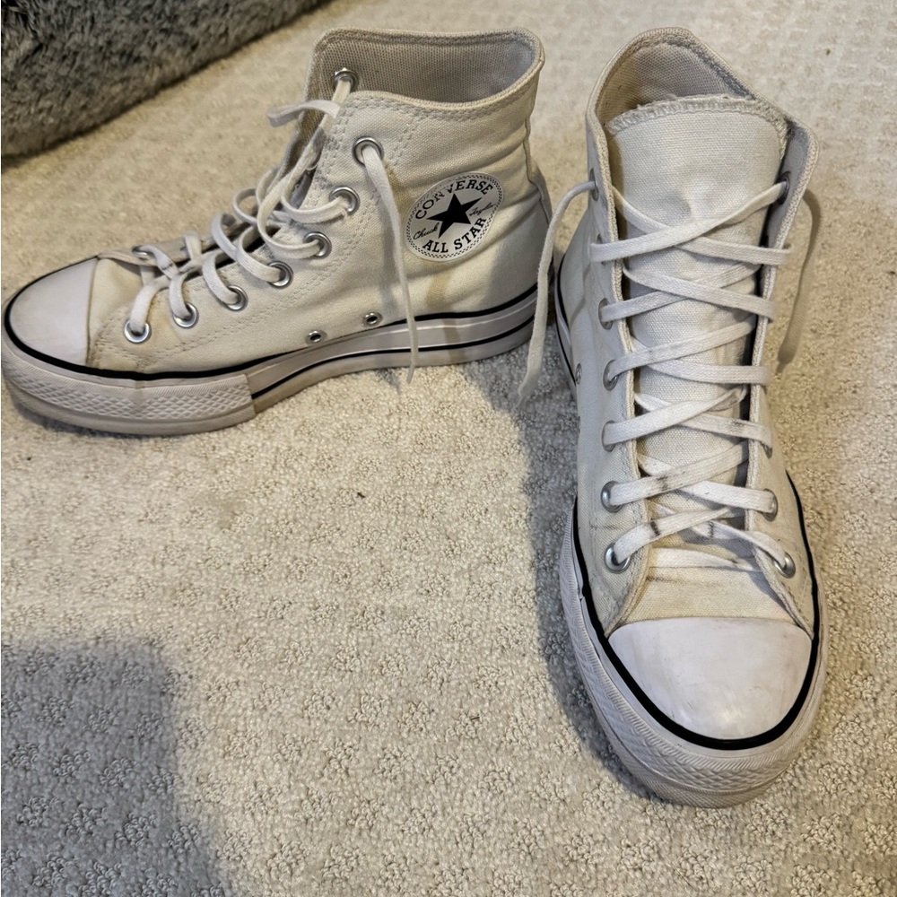 Women’s platform converse